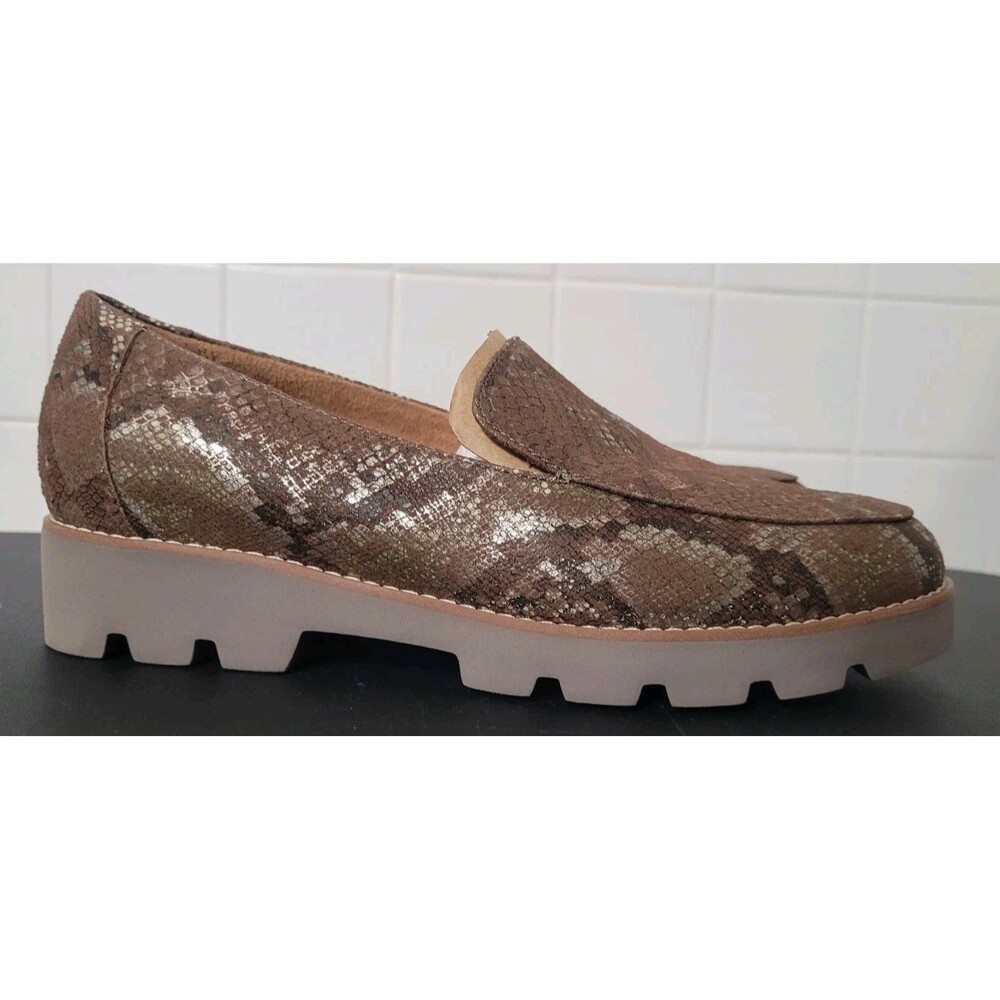 Vionic Kensley Loafer 7.5 Snakeskin Metallic Lug Sole Comfort Slip On NWOT